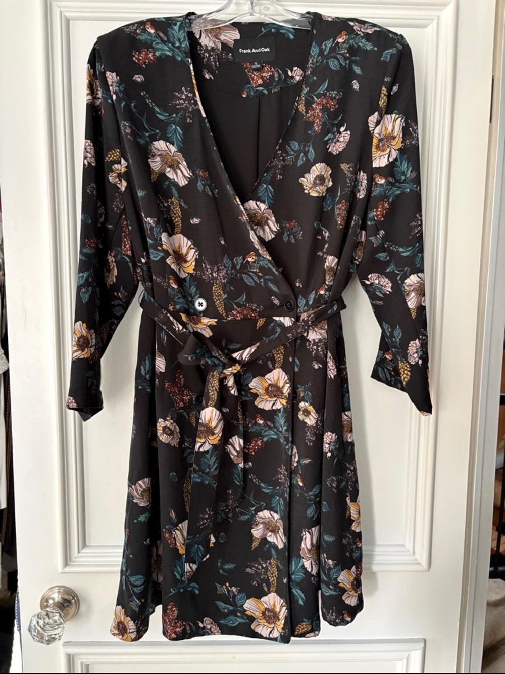 Frank And Oak Black Floral Wrap mini-Dress or Jacket